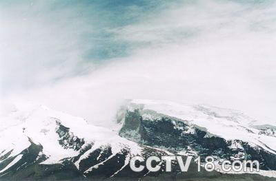 慕士塔格峰风景图